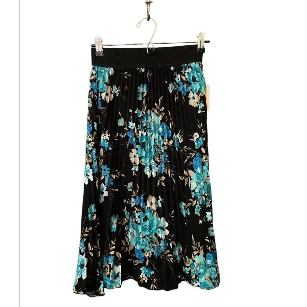 LuLaRoe Jill‎ Skirt
